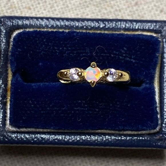 💛 18k Vermeil Opal & CZ Single Hoop Earring - Picture 1 of 6